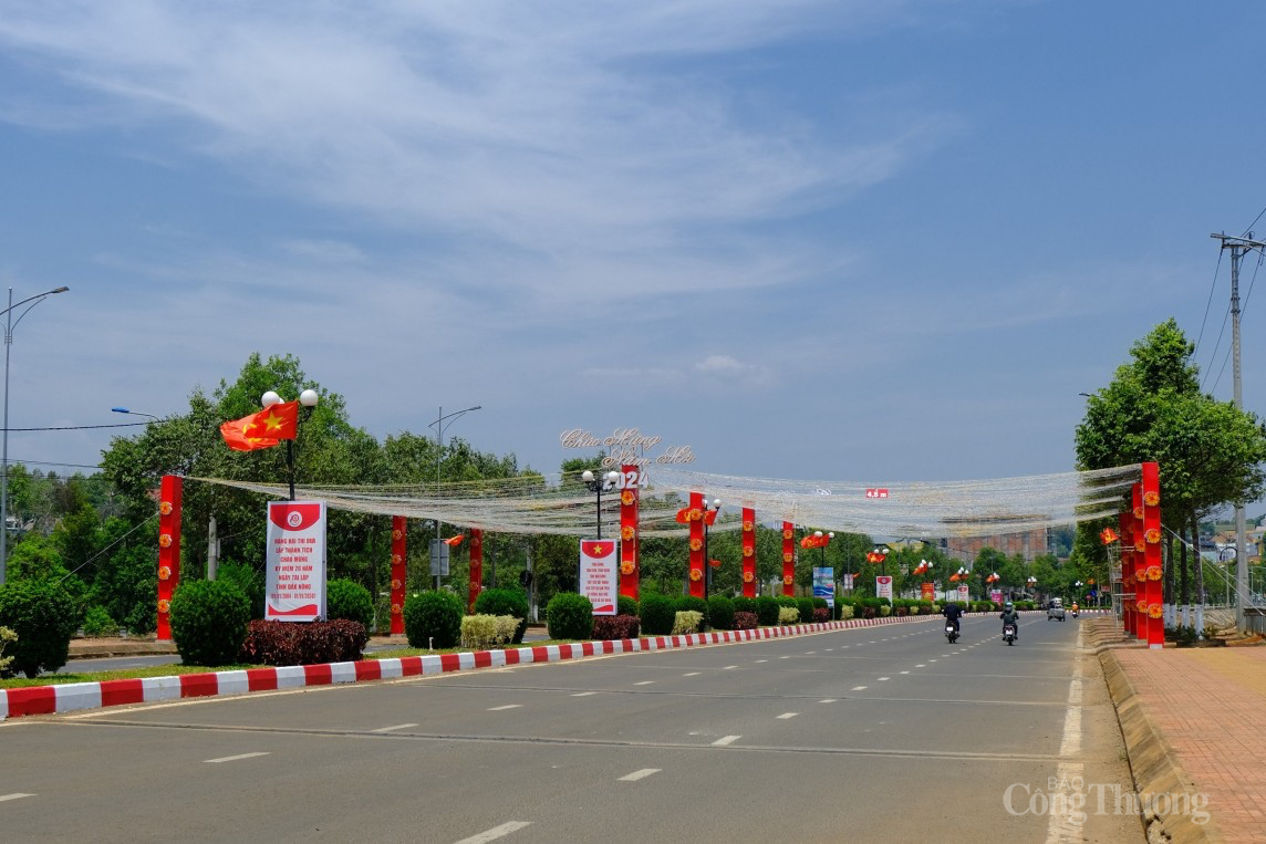 Sẵn sàng cho Lễ khai mạc Kỷ niệm 20 năm ngày tái lập tỉnh Đắk Nông
