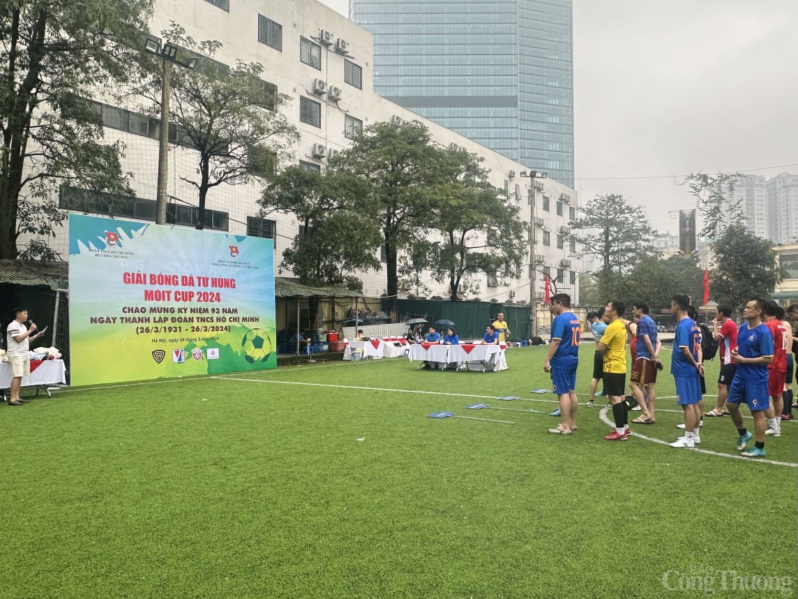 Giải bóng đá tứ hùng - MOIT Cup 2024: Tổng công ty Thuốc lá Việt Nam Vinataba lên ngôi vô địch