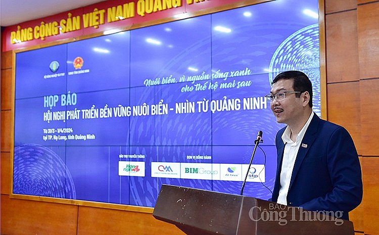Ông Phạm Ngọc Thạch - Tổng biên tập Báo Nông nghiệp Việt Nam phát biểu tại buổi họp báo