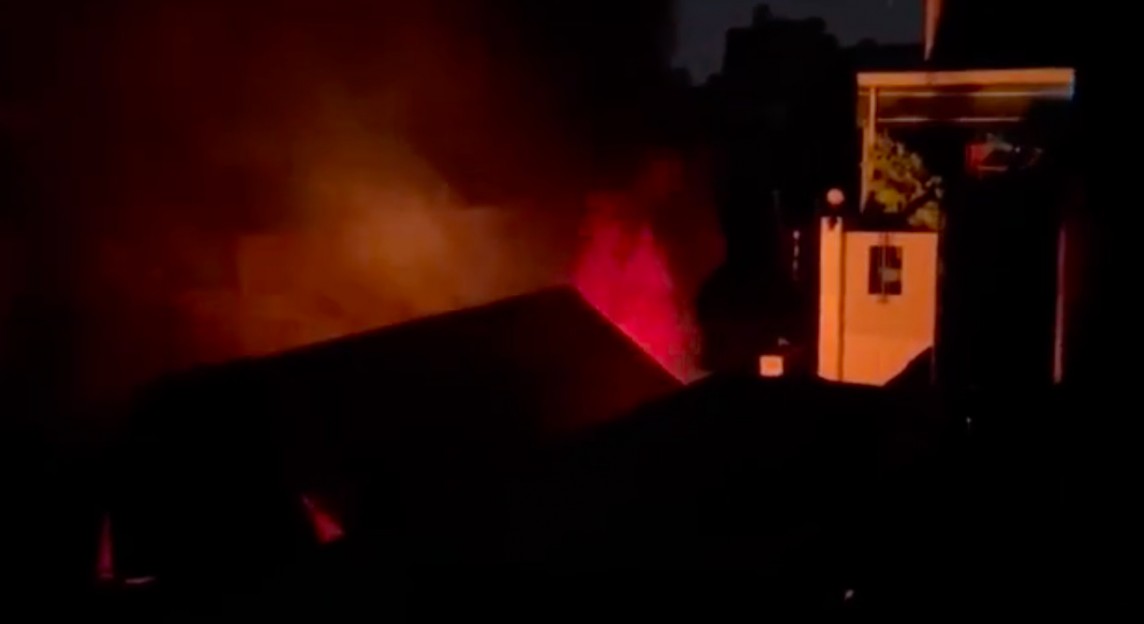 TP. Hồ Chí Minh: Cháy nhà tại quận Tân Phú, nhiều hàng hoá bị thiêu rụi