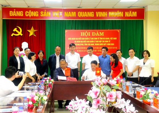 Thúc đẩy hợp tác kinh tế biên giới Hà Giang (Việt Nam) - Vân Nam (Trung Quốc)