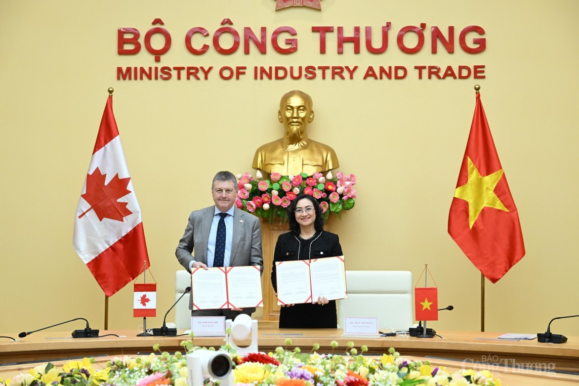 Bộ trưởng Nguyễn Hồng Diên đồng chủ trì Kỳ họp lần thứ II của UBHH về Kinh tế Việt Nam - Canada