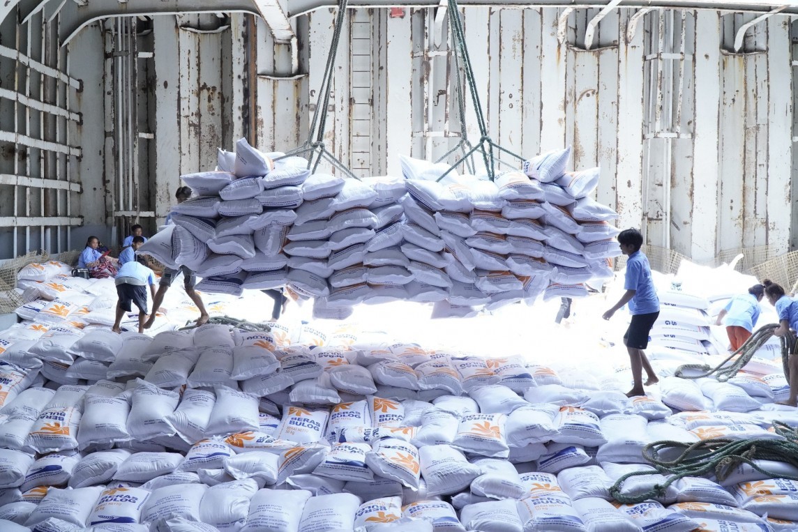 Gạo Việt Nam tiếp tục bị cạnh tranh tại thị trường xuất khẩu truyền thống