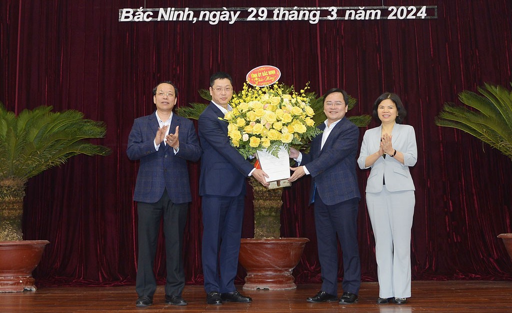 Bắc Ninh công bố Quyết định của Ban Bí thư về công tác cán bộ