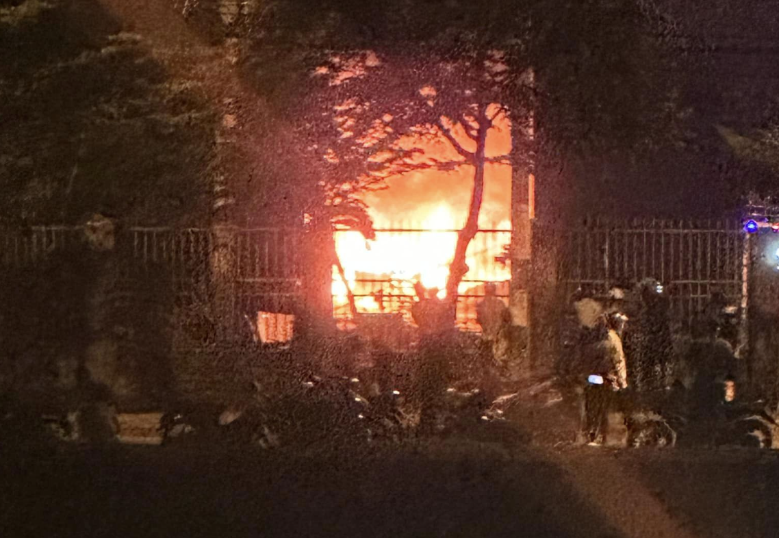 Đà Nẵng: Cháy lớn trong đêm ở Khu công nghiệp Hòa Khánh