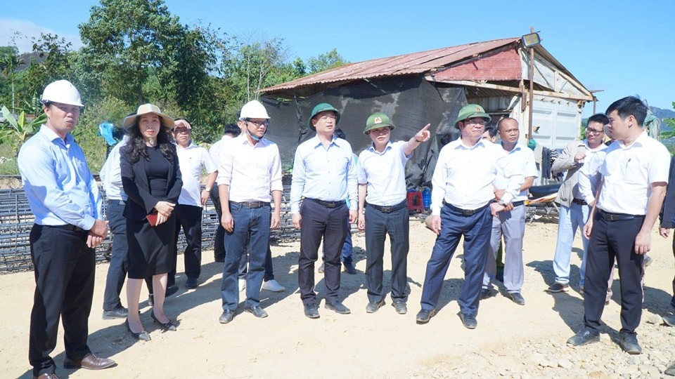 Thừa Thiên Huế: Đẩy mạnh xoá nhà tạm, giải quyết việc làm cho người dân
