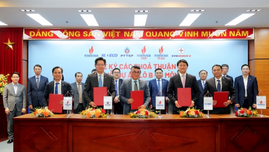 PV GAS ký kết các thoả thuận để triển khai chuỗi dự án khí điện Lô B-Ô Môn