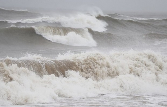 Dự báo thời tiết biển hôm nay 4/4/2024: Bắc vịnh Bắc Bộ không mưa, biển động