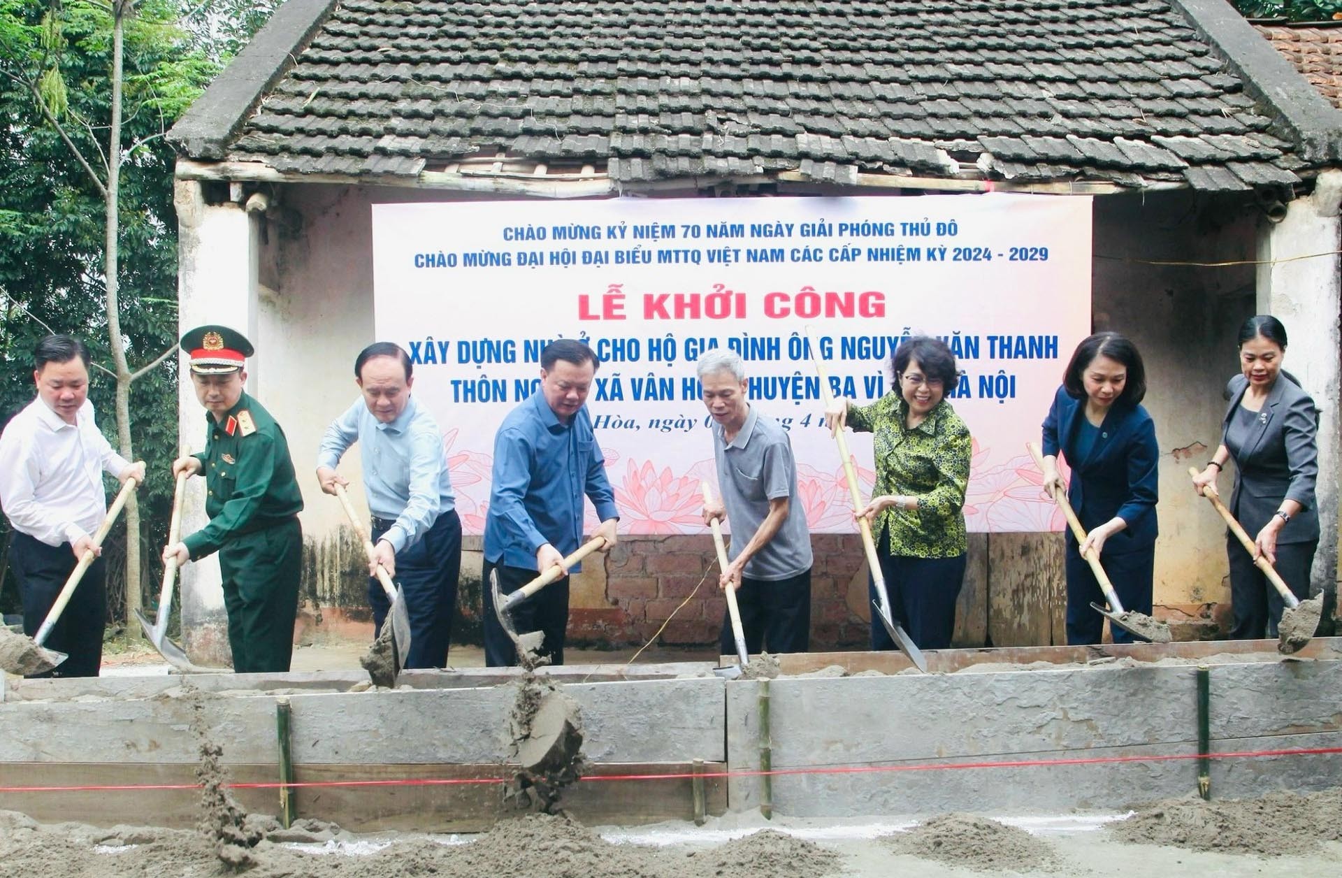 Hà Nội: Khởi công xây dựng, sửa chữa 725 nhà ở cho hộ nghèo, cận nghèo