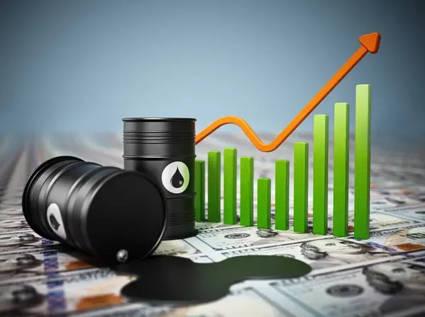 Tại sao giá dầu thế giới tăng cao sau quyết định chính sách của OPEC+