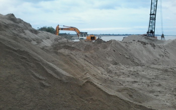 Dùng cát biển thay thế cát sông làm vật liệu san lấp phục vụ các dự án cao tốc ở vùng ĐBSCL.
