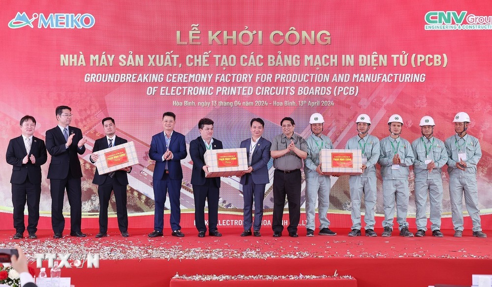 ttxvn_thu_tuong_du_le_khoi_cong_nha_may_san_xuat_che_tao_cac_loai_bang_mach_in_dien_tu_pcb_4.jpg