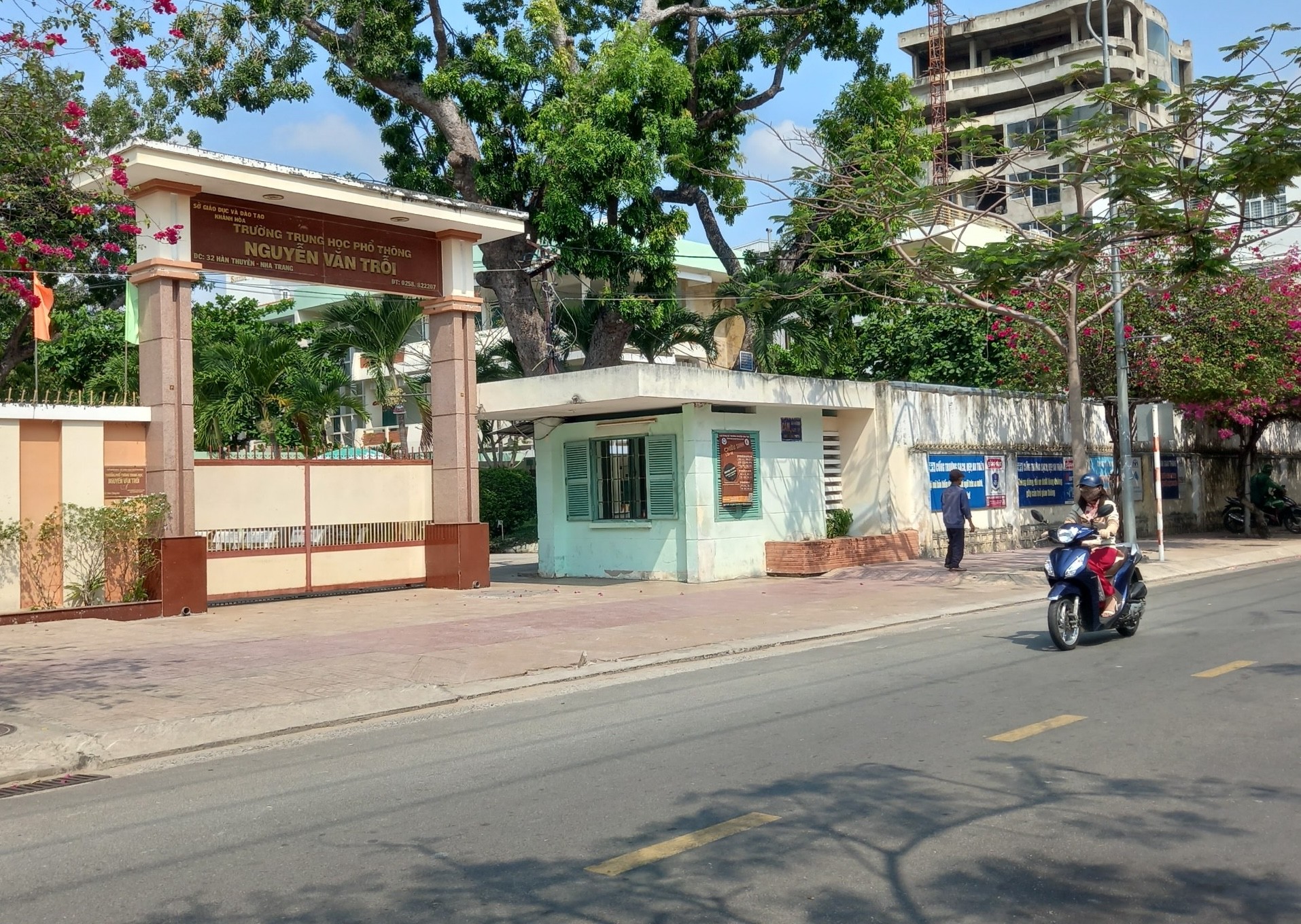 Trường THPT Nguyễn Văn Trỗi, TP. Nha Trang. Ảnh: T.B