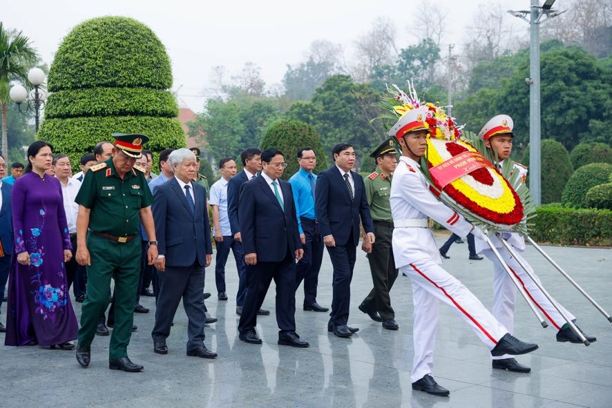 Thủ tướng: Không bao giờ quên những người làm nên "cột mốc vàng" lịch sử Điện Biên Phủ