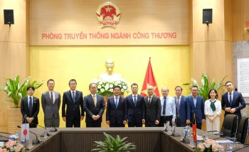 Bộ trưởng Nguyễn Hồng Diên tiếp và làm việc với Đại sứ Nhật Bản tại Việt Nam