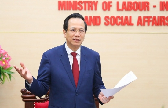 Bộ Chính trị khiển trách Bộ trưởng Bộ LĐTB&XH; đề nghị khai trừ Đảng cựu Bí thư Quảng Ngãi Lê Viết Chữ