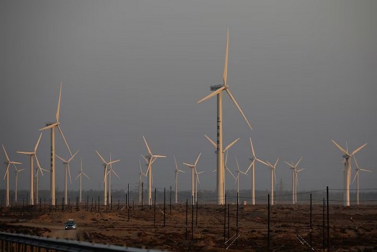Trung Quốc lập kỷ lục toàn cầu về sản xuất và sử dụng năng lượng điện gió