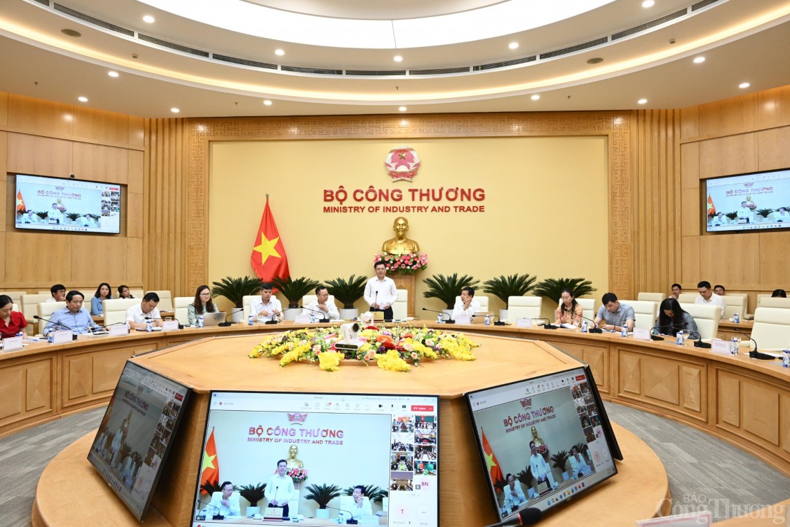 Bộ trưởng Nguyễn Hồng Diên: Triển khai thực hiện nghiêm túc, hiệu quả các quy định mới về cụm công  nghiệp