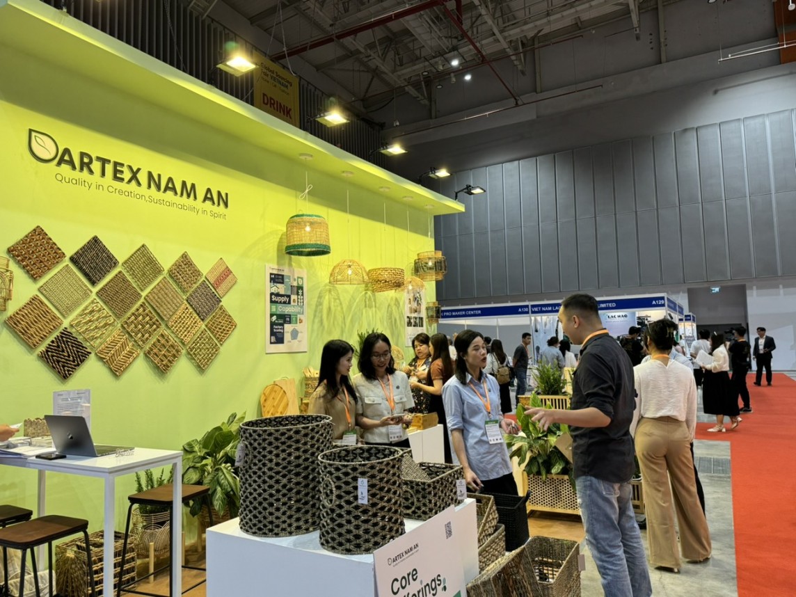 Nhà mua hàng quốc tế “đổ bộ” tìm nguồn cung ứng sản phẩm từ Việt Nam