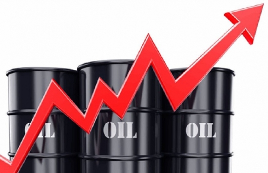 Giá dầu hướng tới tuần tăng đầu tiên sau hai tuần trượt dốc