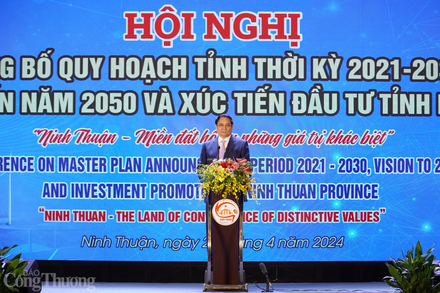 Thủ tướng: Ninh Thuận phát triển kinh tế theo hướng xanh, số, tuần hoàn