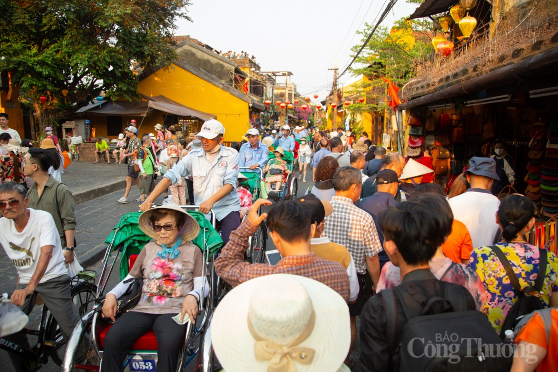 Quảng Nam đón 233.000 lượt khách, thu về 600 tỷ đồng từ du lịch trong dịp lễ 30/4 và 1/5