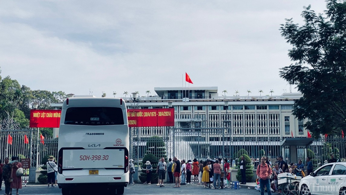 TP. Hồ Chí Minh: Những hình ảnh hiếm thấy về đường phố trung tâm trong ngày lễ 30/4