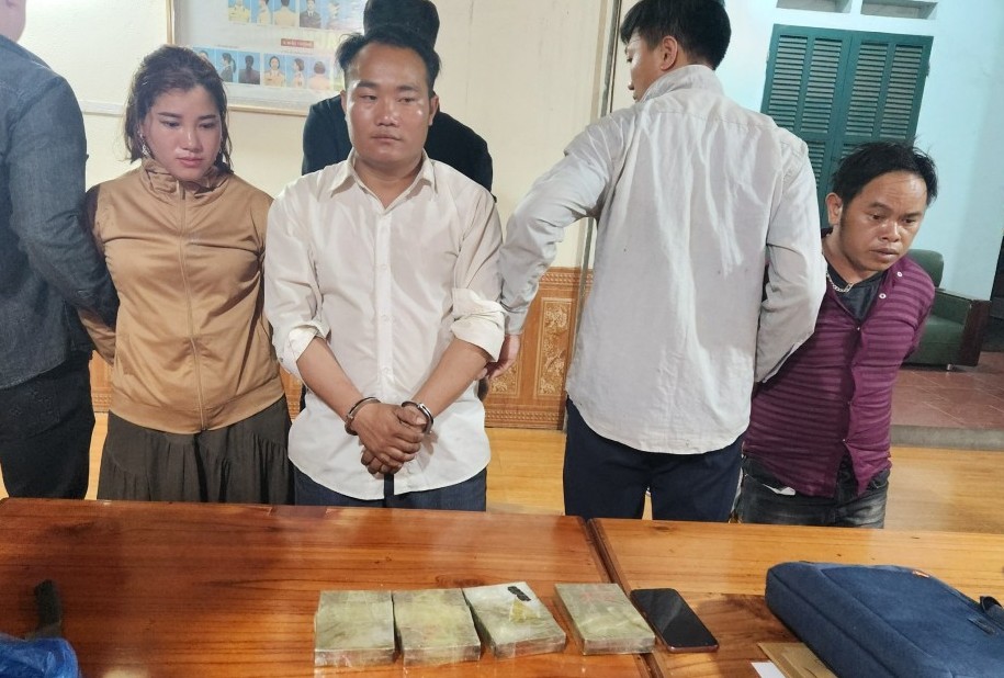 Lào Cai: Triệt phá đường dây ma túy liên tỉnh, bắt giữ 4 đối tượng và 4 bánh heroin
