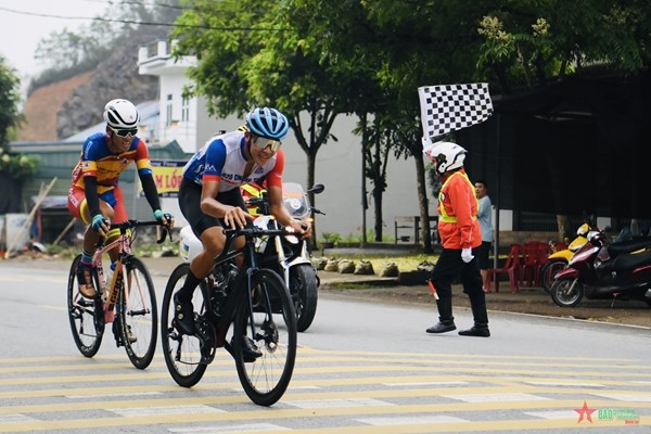 Trực tiếp chặng 2 Cuộc đua xe đạp Về Điện Biên Phủ 2024, Cúp Báo Quân đội nhân dân