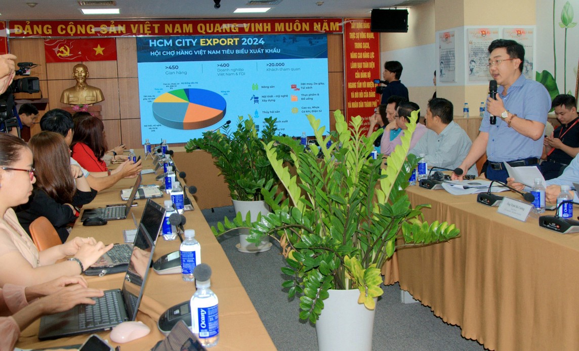 Hội chợ hàng Việt Nam tiêu biểu xuất khẩu 2024: Đòn bẩy để các ngành hàng xuất khẩu mở rộng thị trường