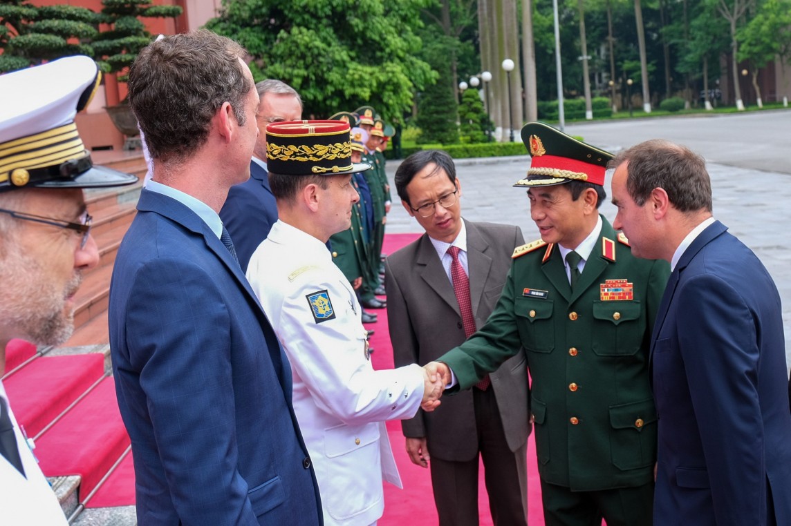 Đại tướng Phan Văn Giang chủ trì lễ đón và hội đàm với Bộ trưởng Bộ Quân đội Pháp