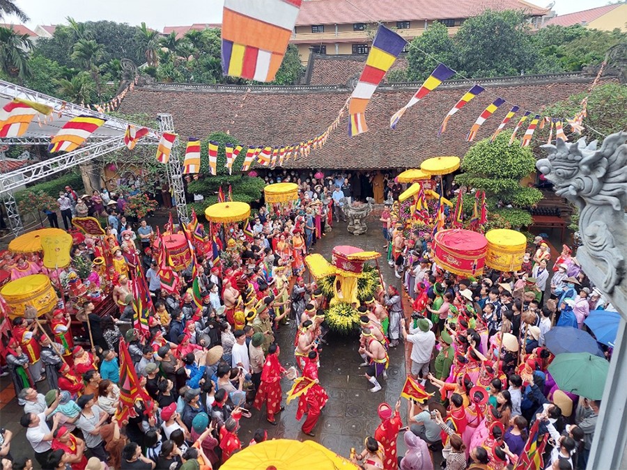 Vì sao ở Hưng Yên có lễ hội cầu mưa?