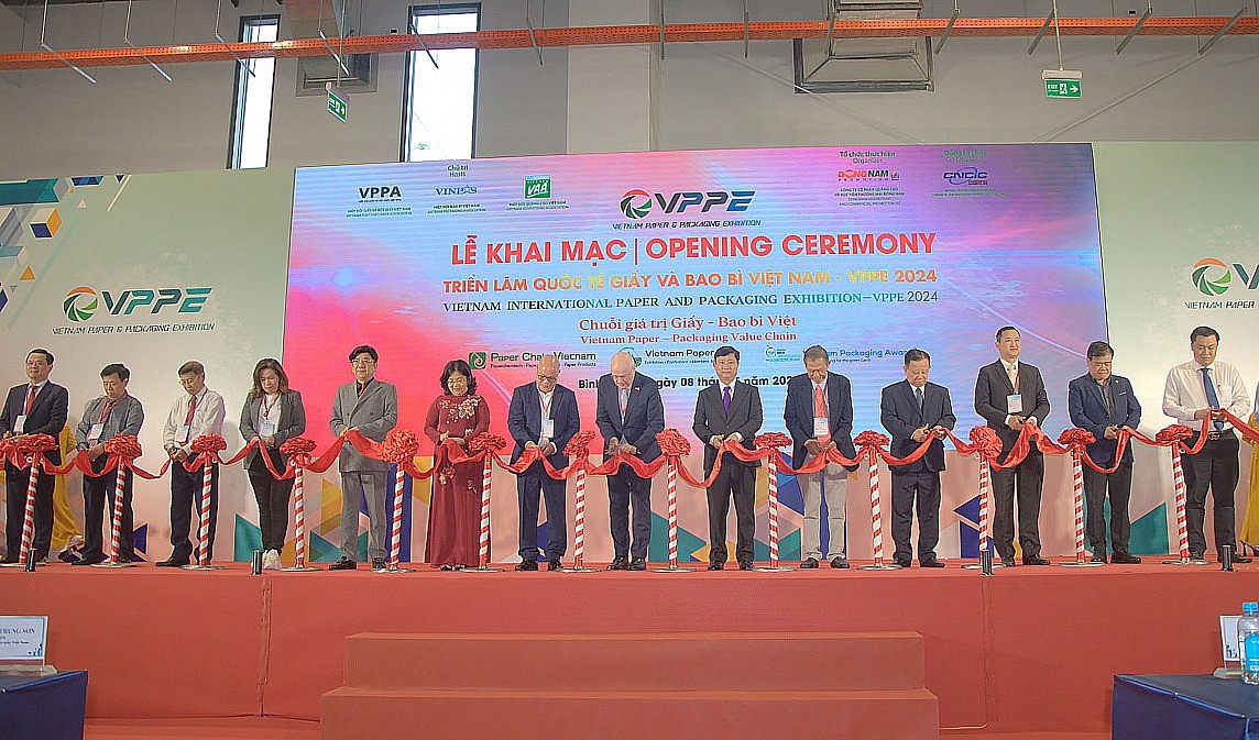 Bình Dương: Hơn 800 thương hiệu quốc tế tham gia Triển lãm VPPE và EMA Vietnam 2024
