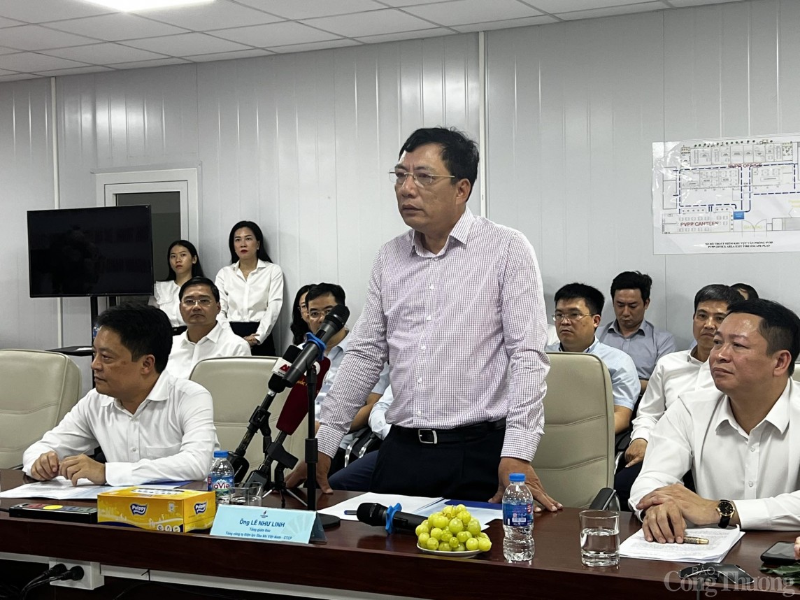 Chùm ảnh: Bộ trưởng Nguyễn Hồng Diên kiểm tra tiến độ Nhà máy nhiệt điện Nhơn Trạch 3, 4