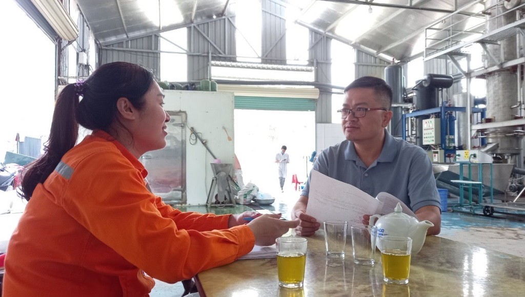 Điện lực Thành phố Lạng Sơn tư vấn khách hàng doanh nghiệp Công ty Mê Kông về các giải pháp tiết kiệm điện và dịch chuyển thời gian sản xuất