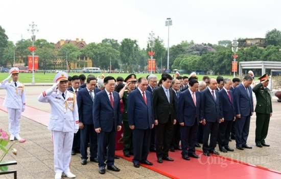 Lãnh đạo Đảng, Nhà nước vào Lăng viếng Chủ tịch Hồ Chí Minh nhân kỷ niệm Ngày sinh của Người
