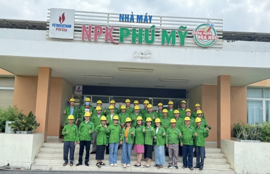 Đoàn lãnh đạo doanh nghiệp khu vực Gia Lai – Kon Tum tham quan nhà máy Đạm- NPK Phú Mỹ