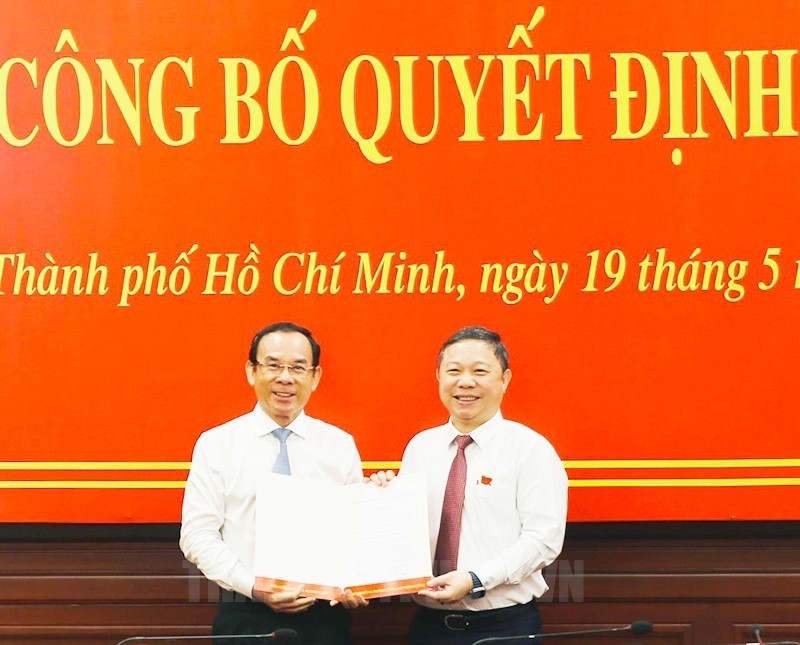 2 Phó Chủ tịch UBND TP. Hồ Chí Minh nhận nhiệm vụ mới