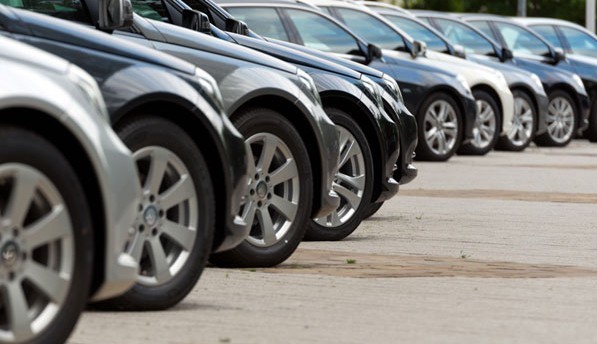 Đấu giá 20 xe ô tô Toyota, Mercedes, Mitsubishi, Ford… đã qua sử dụng của Bộ Công Thương