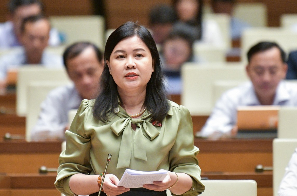 Đại biểu Quốc hội đề xuất luật hóa thu phí ô tô vào nội đô Hà Nội, TP. Hồ Chí Minh