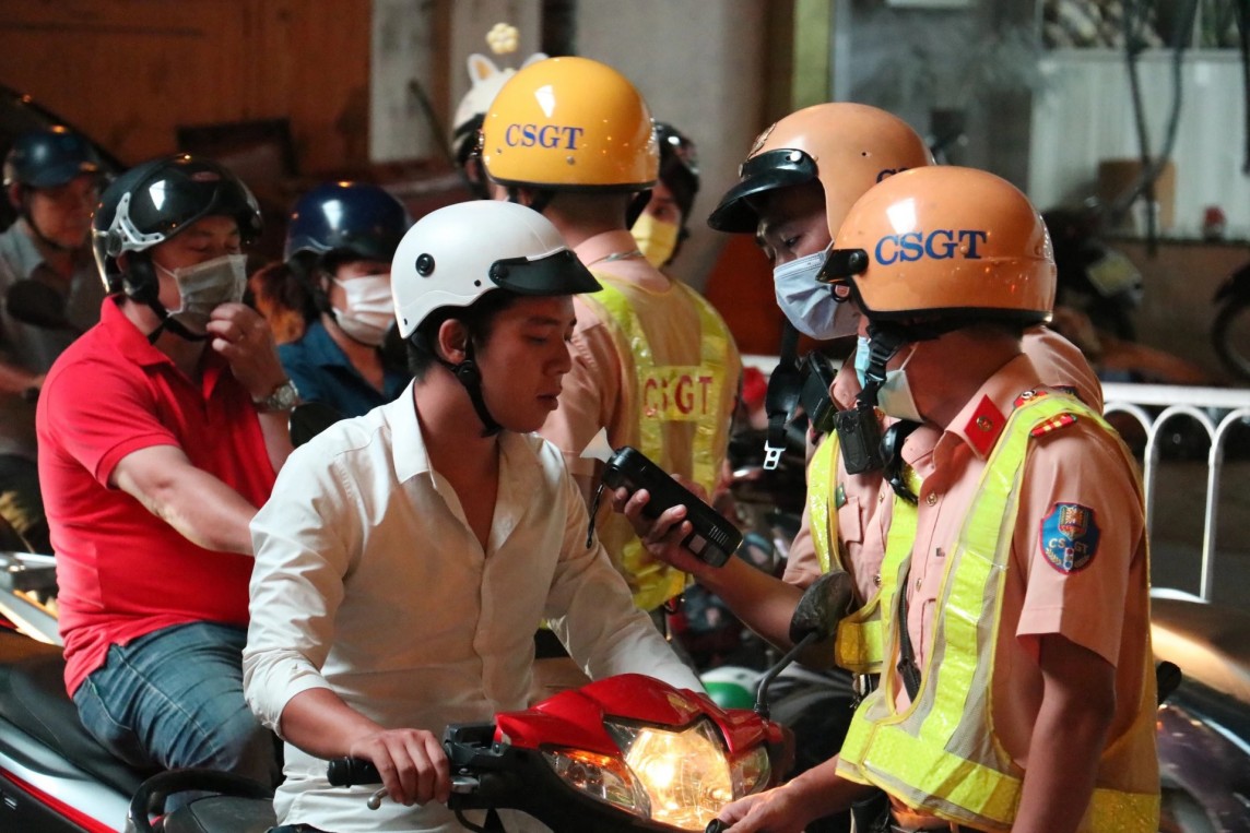 TP. Hồ Chí Minh: 4 tháng đầu năm, xử lý gần 60.500 vụ vi phạm nồng độ cồn