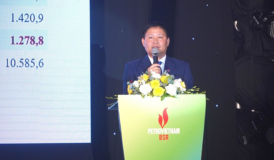 Tổng Giám đốc BSR Bùi Ngọc Dương báo cáo trước Đại hội.