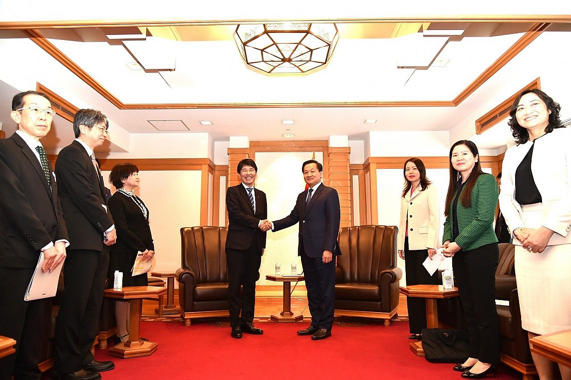 Phó Thủ tướng Chính phủ Lê Minh Khái tiếp Thống đốc tỉnh Gunma Yamamoto Ichita - Ảnh: VGP