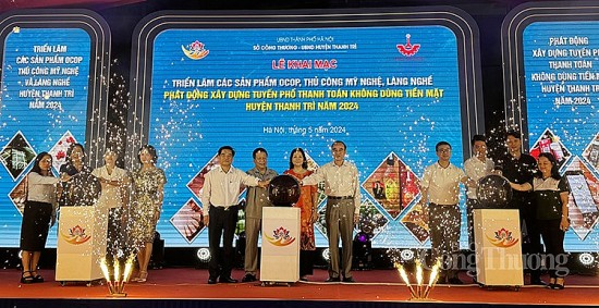 Khai mạc Triển lãm các sản phẩm OCOP, thủ công mỹ nghệ và làng nghề huyện Thanh Trì 2024