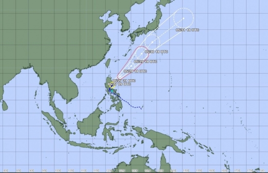 Tin mới nhất về cơn bão Ewiniar được dự báo sẽ không di chuyển vào Biển Đông