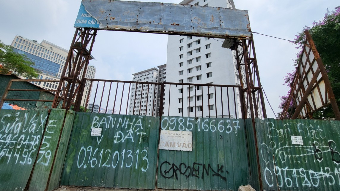 Chùm ảnh hàng nghìn căn hộ tái định cư bỏ hoang giữa thủ đô
