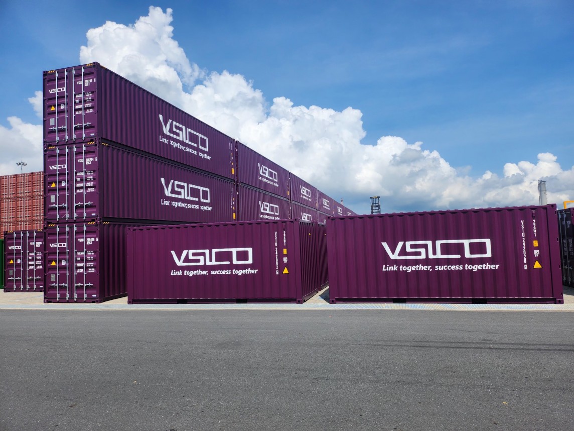 Hòa Phát bàn giao lô vỏ Container cho VSICO