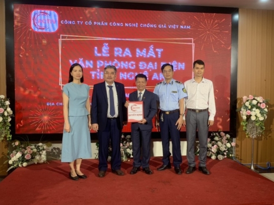 Ra mắt Văn phòng Đại diện Công ty CP Công nghệ chống giả Việt Nam tại Nghệ An