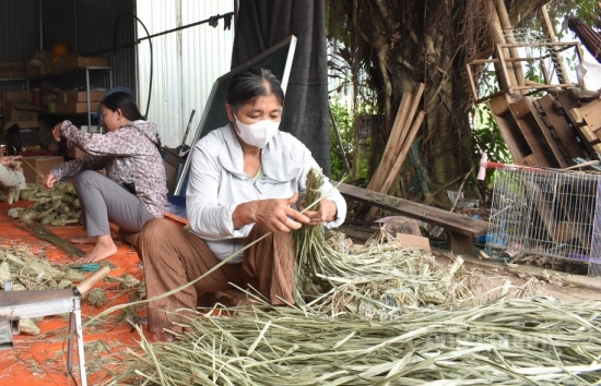 Hoà Bình: Về nơi biến cỏ tranh thành ngoại tệ, người dân thoát nghèo