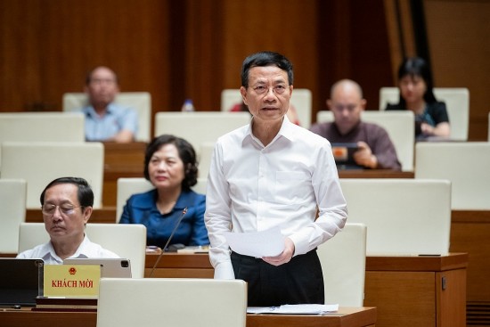 Bộ trưởng Nguyễn Mạnh Hùng: Phải coi công nghệ số như lực lượng quản lý cơ bản trên mạng
